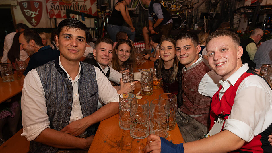 Die Partybilder vom Samstag, 12. August 2023, aus dem Festzelt Greindl. Die Partybilder vom Samstag, 12. August 2023, aus dem Festzelt Greindl.