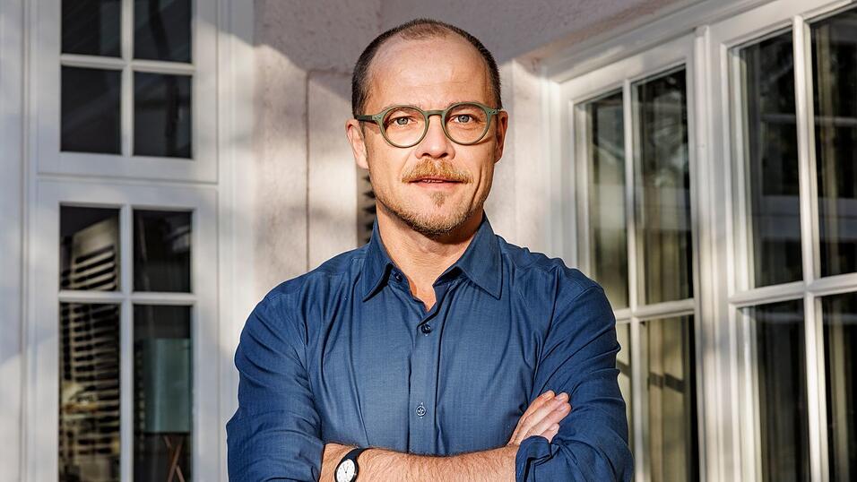 Schauspieler Matthias Koeberlin ist offen für Selfie-Anfragen. (Archivbild) Schauspieler Matthias Koeberlin ist offen für Selfie-Anfragen. (Archivbild)