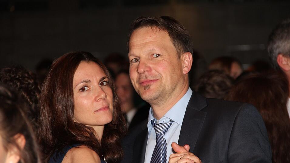 Die Bilder vom Abschlussball der Tanzschule Seidel in der Fraunhofer-Halle am 28. November. Die Bilder vom Abschlussball der Tanzschule Seidel in der Fraunhofer-Halle am 28. November.