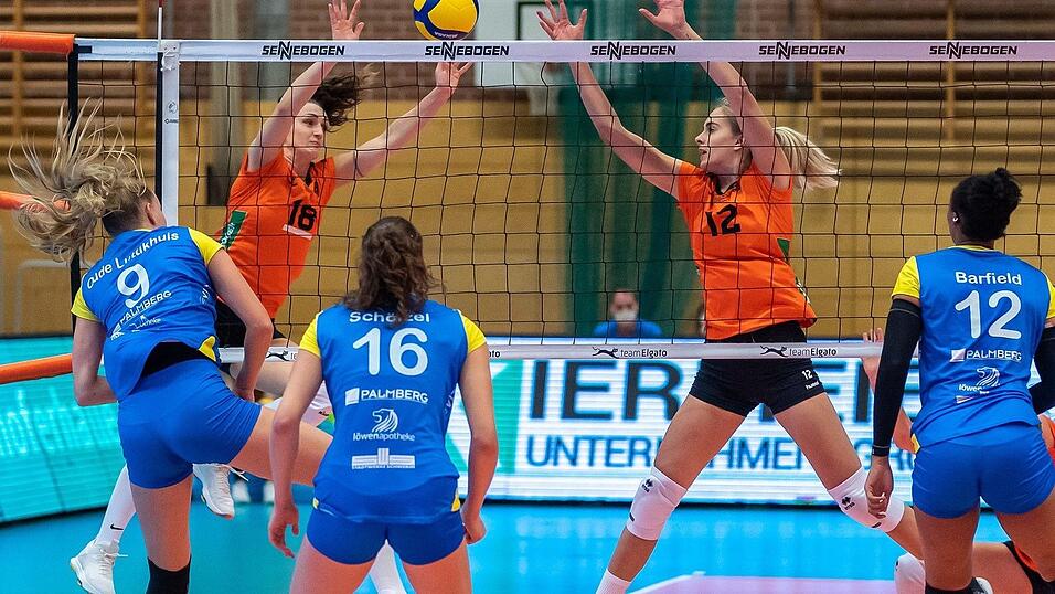 Sandra Szaboova (2. v.r.) wird nicht mehr für NawaRo Straubing spielen. Sandra Szaboova (2. v.r.) wird nicht mehr für NawaRo Straubing spielen.