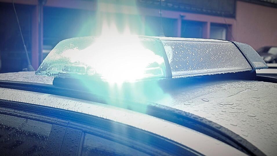 Die Polizei erwischte am Wochenende zwei Schüler mit Drogen - die Eltern waren nicht sehr erfreut. Die Polizei erwischte am Wochenende zwei Schüler mit Drogen - die Eltern waren nicht sehr erfreut.