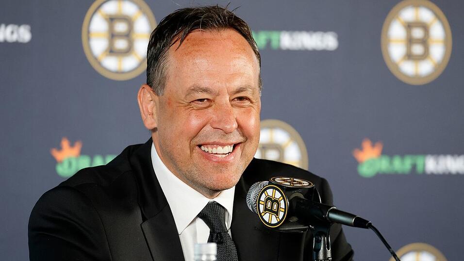 Marco Sturm ist der erste deutsche Cheftrainer in der NHL. (Archivbild)