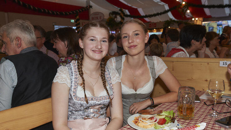 Die Partybilder vom Freitag, 11. August 2023, aus dem Festzelt Lechner.