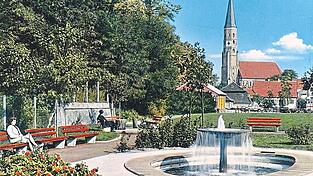 Eine Ruhe-Oase mit Springbrunnen: Der Herrenweiher, circa 1965.
