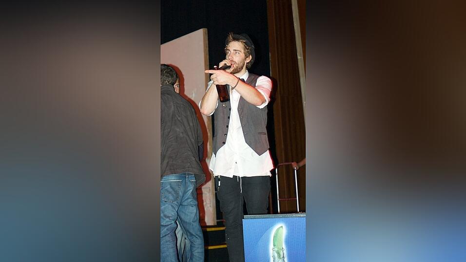 Rund 4000 Boarderfreunde feierten bei der Weltpremiere des neuesten Films von Isenseven, 'Let's go get lost' in M&uuml;nchen.