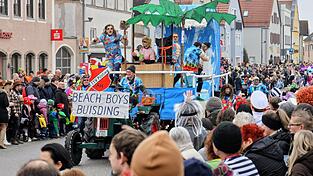 Tausende Besucher hatten am Sonntag wieder ihren Spa&szlig; am Faschingsumzug in Pilsting.