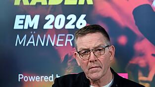 Bundestrainer Alfred Gislason strebt mit der DHB-Auswahl das EM-Halbfinale an.