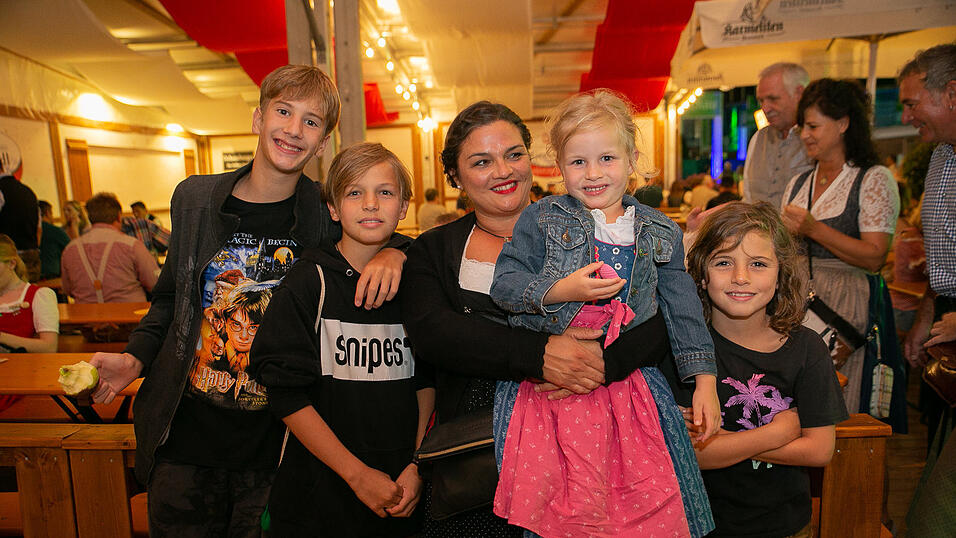 Die Partybilder von Freitag, 19. August 2022, aus dem Festzelt Greindl.