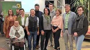 Sie stehen in der Liste von Bündnis 90/Die Grünen weit oben und wollen in den Freisinger Kreistag. Sie stehen in der Liste von Bündnis 90/Die Grünen weit oben und wollen in den Freisinger Kreistag.