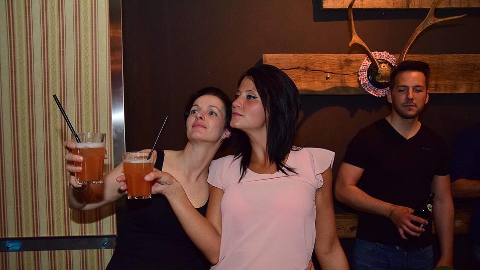 'Hoch die Hände, Wochenende' - so 'Wuid' wurde gefeiert in Straubing. 'Hoch die Hände, Wochenende' - so 'Wuid' wurde gefeiert in Straubing.