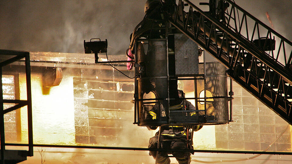 Bei dem Brand in der Irlbacher Schlossbrauerei entstand ein Millionenschaden. Foto: kamera24.tv
