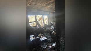 Die Feuerwehr bekämpfte am Sonntagvormittag einen Brand in Reißing. 