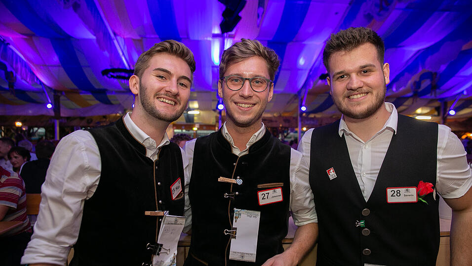 Die Partybilder von Sonntag, 21. August 2022, aus dem Festzelt Reisinger.