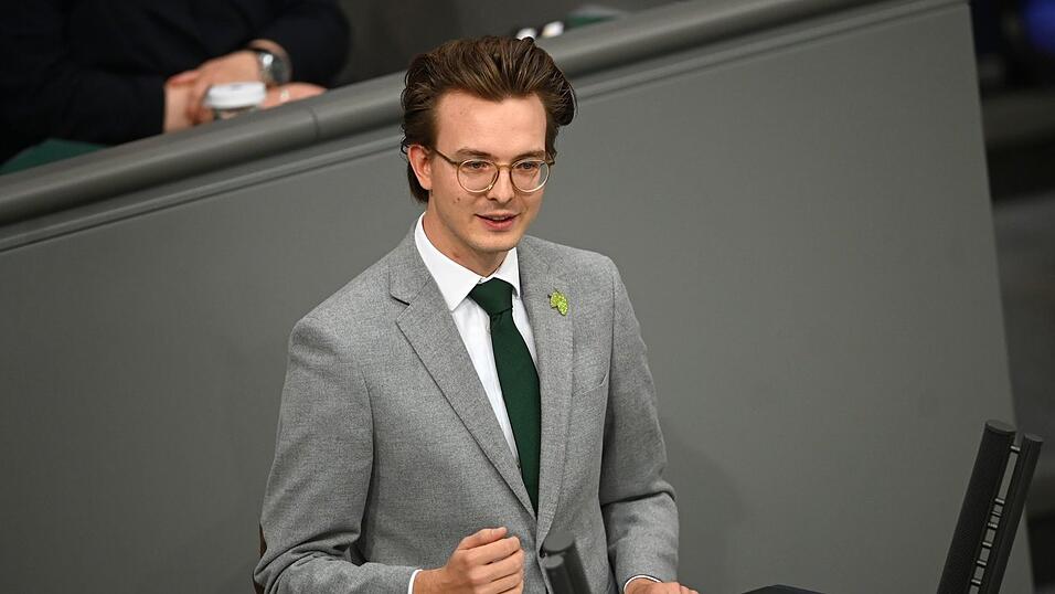 Leon Eckert (Grüne) ist Innenexperte. Der Abgeordnete aus Bayern ist bei der Freiwilligen Feuerwehr und kümmert sich in seiner Fraktion besonders um Katastrophenschutz-Themen. (Archivfoto)