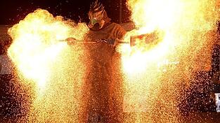 Der Schluss der Feuershow war schlichtweg atemberaubend. Der Schluss der Feuershow war schlichtweg atemberaubend.