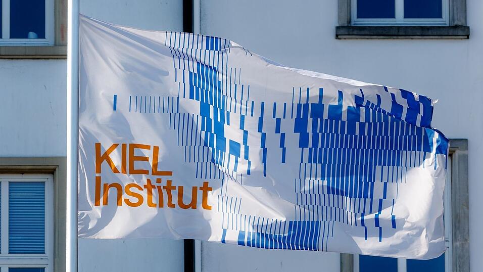 Der «Kiel Report» des Kieler Instituts für Weltwirtschaft und des Stockholmer Institute of Transition Economics sieht Russlands Wirtschaft im «Endstadium». (Symbolbild) Der «Kiel Report» des Kieler Instituts für Weltwirtschaft und des Stockholmer Institute of Transition Economics sieht Russlands Wirtschaft im «Endstadium». (Symbolbild)