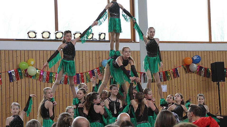 Die Honey Teens der DJK. Die Honey Teens der DJK.