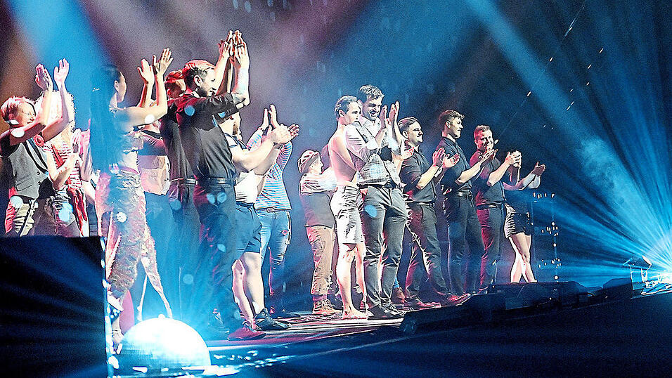 Mit einer ausverkauften Nachmittags- und seiner sehr gut besuchten Abendvorstellung gastierte die Traumfabrik am Samstag in der Sparkassen-Arena. Mit einer ausverkauften Nachmittags- und seiner sehr gut besuchten Abendvorstellung gastierte die Traumfabrik am Samstag in der Sparkassen-Arena.