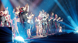 Mit einer ausverkauften Nachmittags- und seiner sehr gut besuchten Abendvorstellung gastierte die Traumfabrik am Samstag in der Sparkassen-Arena. Mit einer ausverkauften Nachmittags- und seiner sehr gut besuchten Abendvorstellung gastierte die Traumfabrik am Samstag in der Sparkassen-Arena.