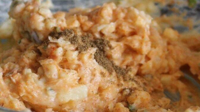 Kümmel zugeben. Kümmel zugeben.