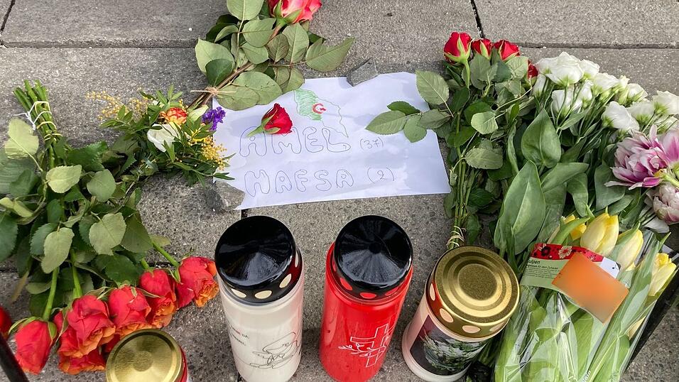 Blumen und Kerzen erinnern an Amel und ihre Tochter Hafsa, die bei dem Anschalg starben. Blumen und Kerzen erinnern an Amel und ihre Tochter Hafsa, die bei dem Anschalg starben.