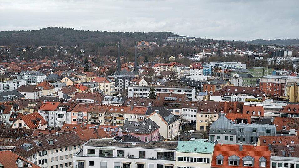 Bleibt Thomas Ebersberger Bayreuths OB? Oder setzt sich Andreas Zippel in der Stichwahl durch? (Symbolbild)