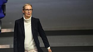 Es erhärtet sich der Eindruck: Alice Weidel könnte bei einer illegalen Parteispende aus dem Jahr 2017 mehr gewusst haben, als sie zugab. Es erhärtet sich der Eindruck: Alice Weidel könnte bei einer illegalen Parteispende aus dem Jahr 2017 mehr gewusst haben, als sie zugab.