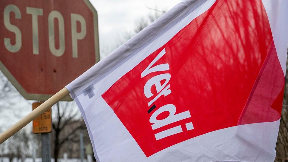 Verdi hat neue Warnstreiks im Nahverkehr angekündigt. Verdi hat neue Warnstreiks im Nahverkehr angekündigt.