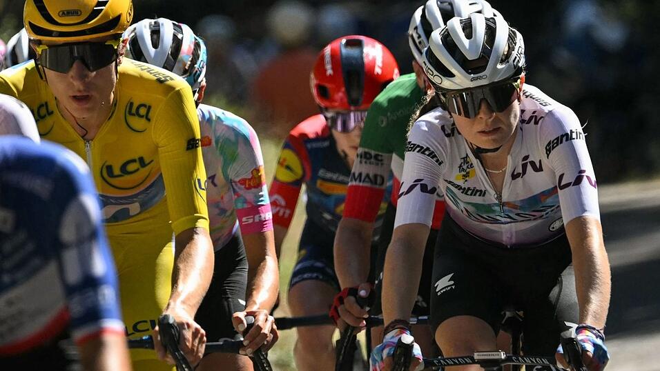 Antonia Niedermaier (r) verteidigte das Weiße Trikot der besten Nachwuchsfahrerin. Antonia Niedermaier (r) verteidigte das Weiße Trikot der besten Nachwuchsfahrerin.