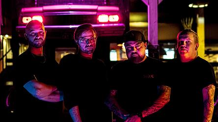 Das ist Heartless Day (von links): Sebastian Ach, Dominik Renger, Rainer Plötz und Waldemar Stürz. Auf dem Bild fehlt Lucas Neumann, der nun wieder zurück in der Band ist. Das ist Heartless Day (von links): Sebastian Ach, Dominik Renger, Rainer Plötz und Waldemar Stürz. Auf dem Bild fehlt Lucas Neumann, der nun wieder zurück in der Band ist.