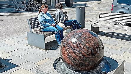 Einer der Vorschl&auml;ge zum Hitzeanpassungskonzept sieht eine begr&uuml;nte Pergola beim Kugelbrunnen vor. Der Vorschlag kam allerdings nicht von dem mit dem Konzept beauftragten B&uuml;ro, sondern aus den Reihen des Vilsbiburger Stadtrats.