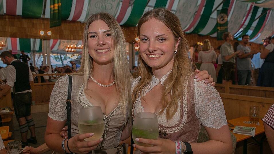 Die Partybilder vom Sonntag, 14. August 2022, aus dem Festzelt Weckmann.