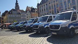 Die Polizei ist weiter auf der Suche nach Beweismitteln. (Archivbild) Die Polizei ist weiter auf der Suche nach Beweismitteln. (Archivbild)