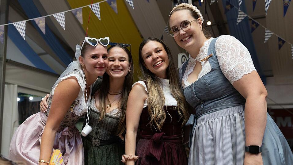Die Partybilder vom Samstag, 8. August, aus dem Festzelt Reisinger. Die Partybilder vom Samstag, 8. August, aus dem Festzelt Reisinger.