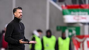 Und nun? Sandro Wagner beim Augsburger Untergang gegen Leipzig. Und nun? Sandro Wagner beim Augsburger Untergang gegen Leipzig.