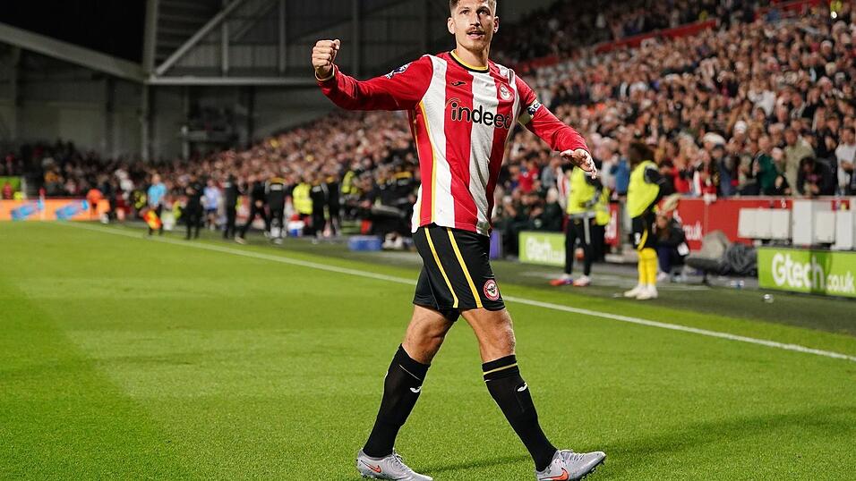 Beim FC Brentford ist Vitaly Janelt anerkannte Stammkraft und Leistungsträger. (Archivbild) Beim FC Brentford ist Vitaly Janelt anerkannte Stammkraft und Leistungsträger. (Archivbild)