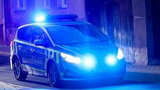 Mit einem Großaufgebot rückte die Polizei am Sonntagnachmittag in Waldmünchen an.