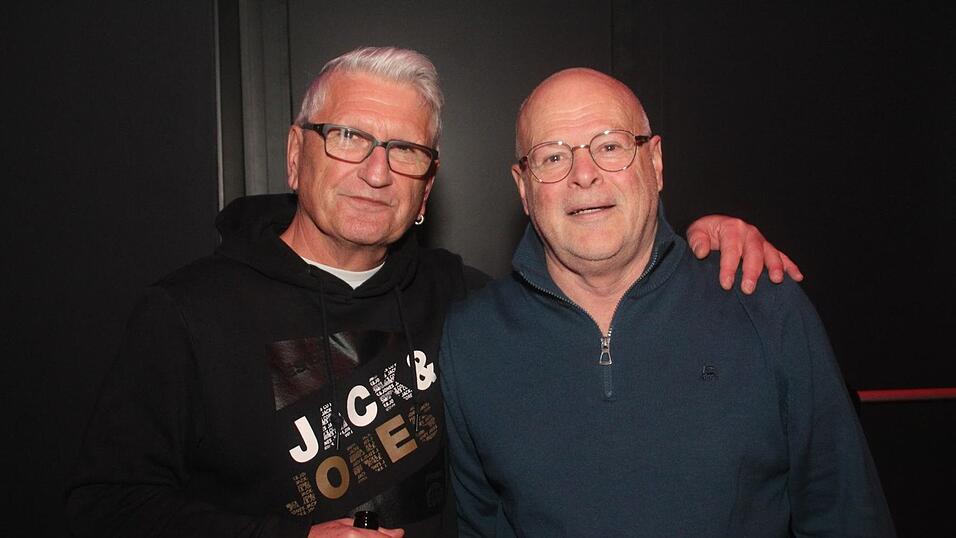 Eindrücke vom Konzertabend der AC/DC-Coverband Barock in er Landshuter Sparkassen-Arena. Eindrücke vom Konzertabend der AC/DC-Coverband Barock in er Landshuter Sparkassen-Arena.