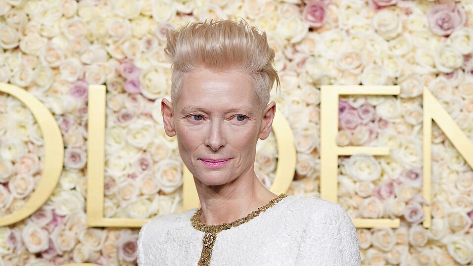 Tilda Swinton wird bei der Berlinale mit dem Goldenen Ehrenbären geehrt. (Archivbild)