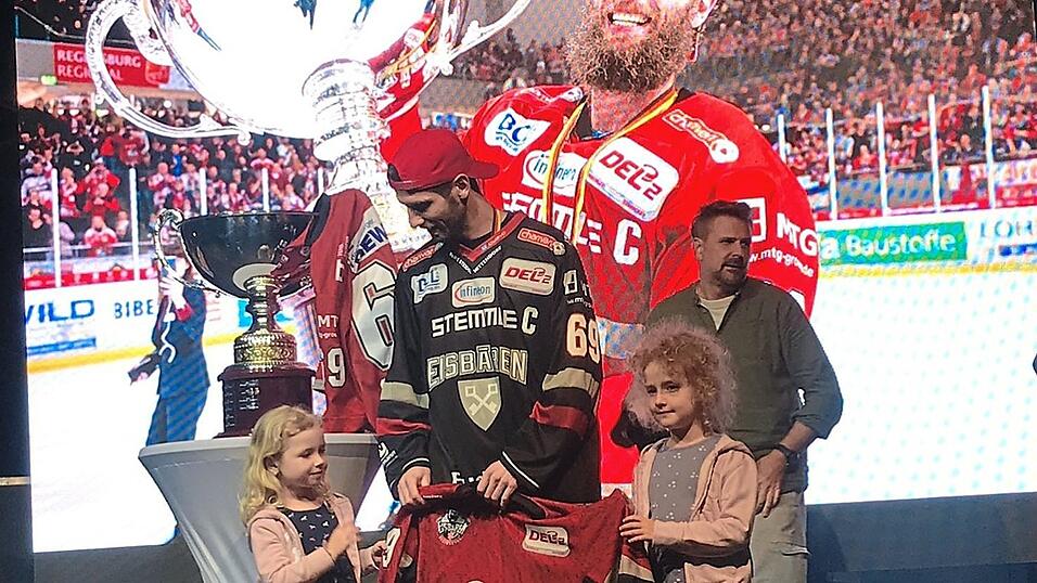 Kapit&auml;n des Meisters und auch in der kommenden Saison wieder im Eisb&auml;ren-Trikot zu sehen: Nikola Gajovsky gab seine Vertragsverl&auml;ngerung bekannt.