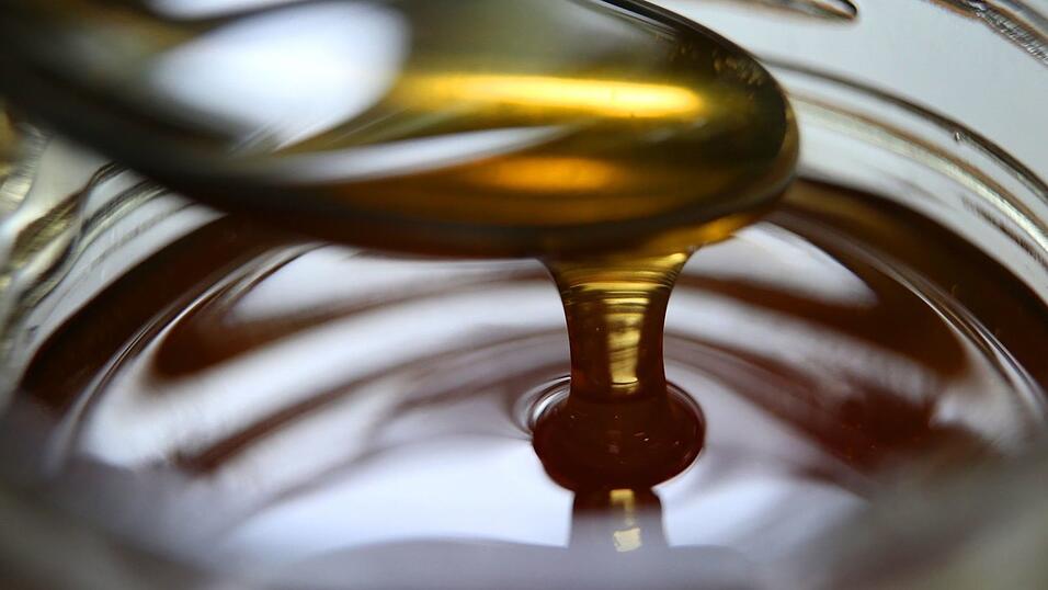 Wissen von wo es kommt: Honiggl&auml;ser m&uuml;ssen k&uuml;nftig alle Herkunftsl&auml;nder samt Mengenanteilen ausweisen. (Symbolbild)