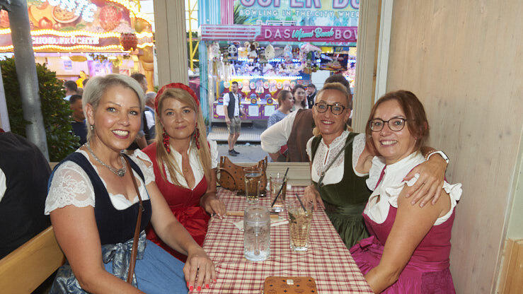 Die Partybilder vom Freitag, 15. August, aus dem Festzelt Lechner. Die Partybilder vom Freitag, 15. August, aus dem Festzelt Lechner.