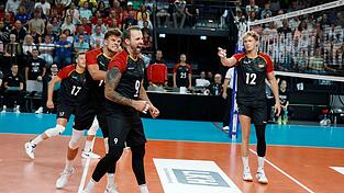 Das deutsche Team holte sich den ersten WM-Sieg.
