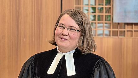 Die Maria Magdalena Gemeinde in Burgweinting hat nach fast einj&auml;hriger Vakanz wieder eine Pfarrerin: Julia Funke.