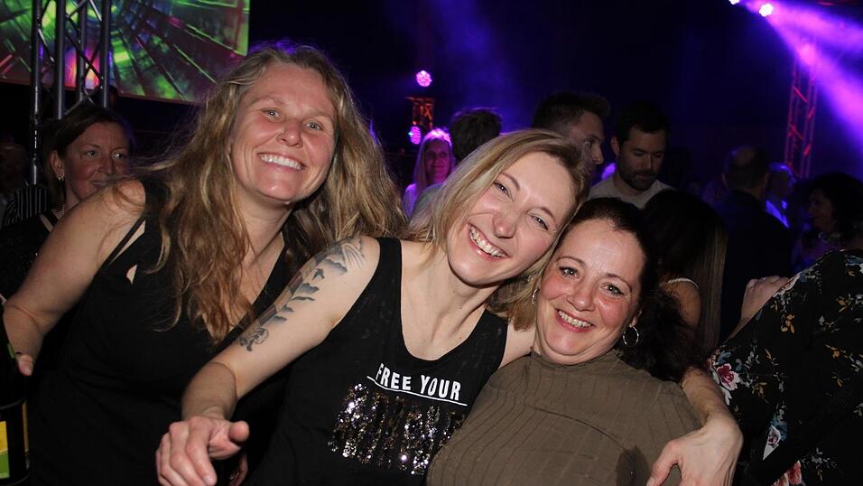 So schön war die Ü30-Party in Essenbach. So schön war die Ü30-Party in Essenbach.