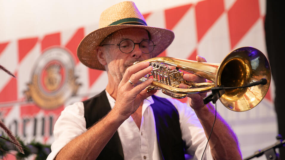 Die Partybilder vom Sonntag, 10. August, aus dem Festzelt Greindl. Die Partybilder vom Sonntag, 10. August, aus dem Festzelt Greindl.