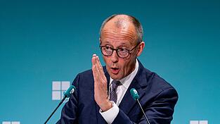 Kanzler Friedrich Merz will bei der Rente nicht nachgeben. Kanzler Friedrich Merz will bei der Rente nicht nachgeben.