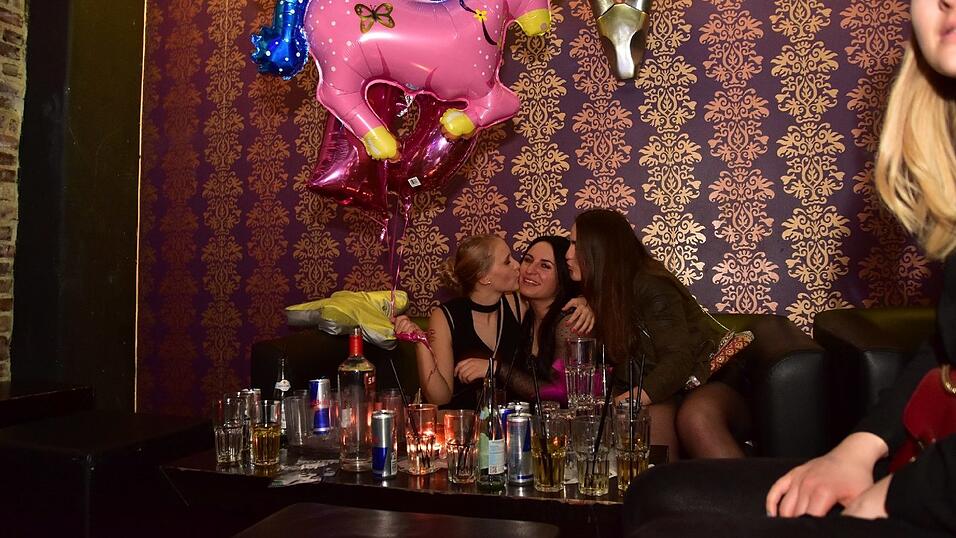 Schickes Parytvolk im Stars am Samstag in Landshut