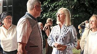 Schirmherrin Ulrike Scharf und Trenckvereinsvorsitzender Martin Frank freuen sich über die gelungene Premiere Schirmherrin Ulrike Scharf und Trenckvereinsvorsitzender Martin Frank freuen sich über die gelungene Premiere