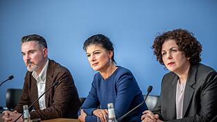 Sahra Wagenknecht, (BSW, M) tritt ab. Nun sollen Fabio De Masi und Amira Mohamad Ali die Parteiführung übernehmen.